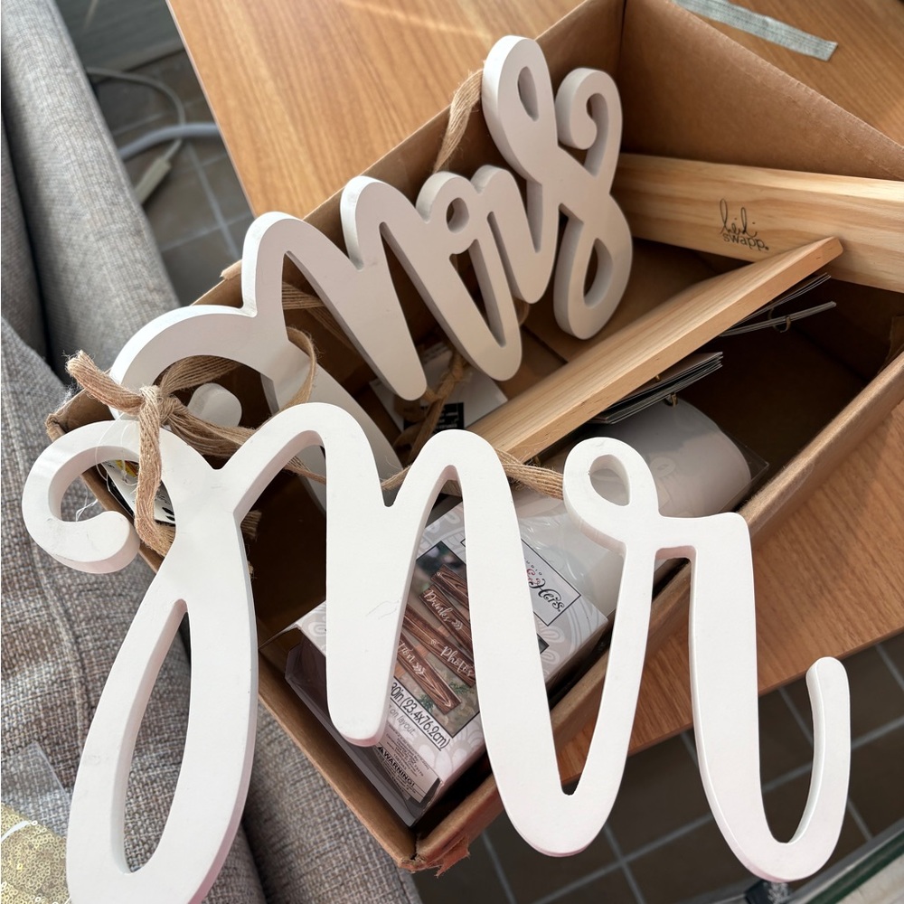 White 'Mr & Mrs' Sign with Gold for wedding reception
